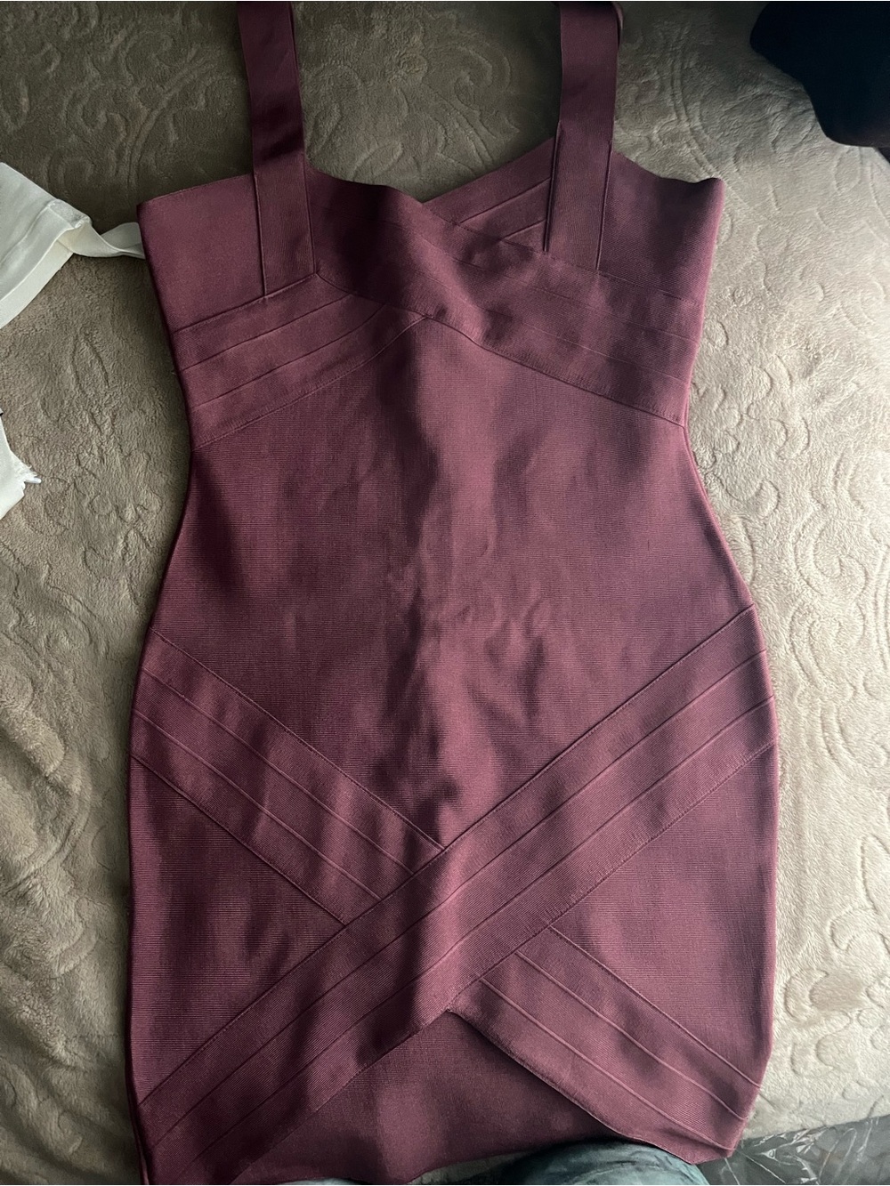 Women’s Plum Bodycon Dress with V-Neck Straps